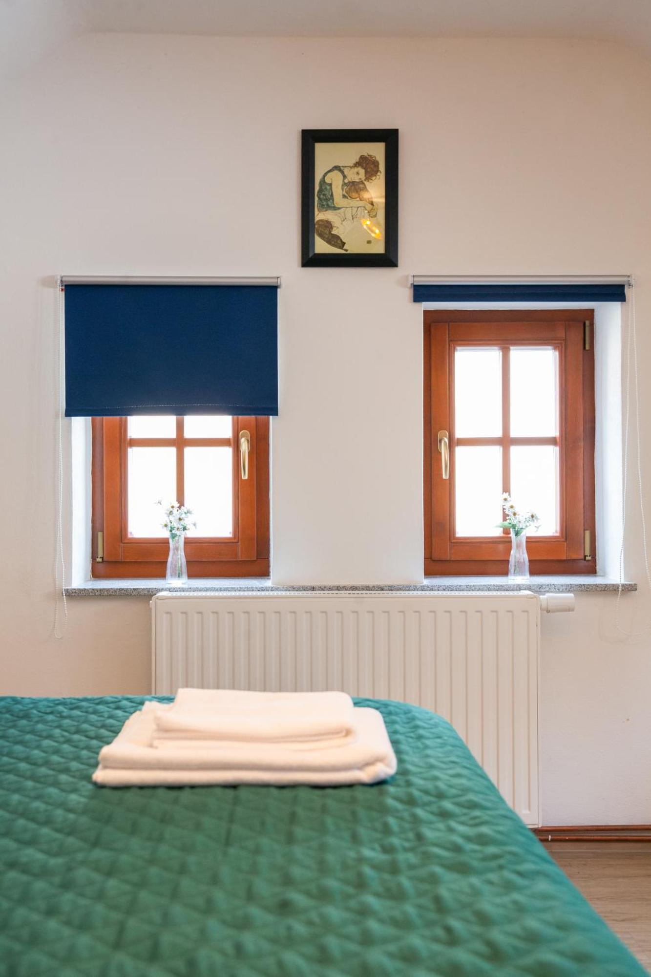 Rezidence Plesivec - Rodinny Apartman S 3 Loznicemi Český Krumlov Esterno foto