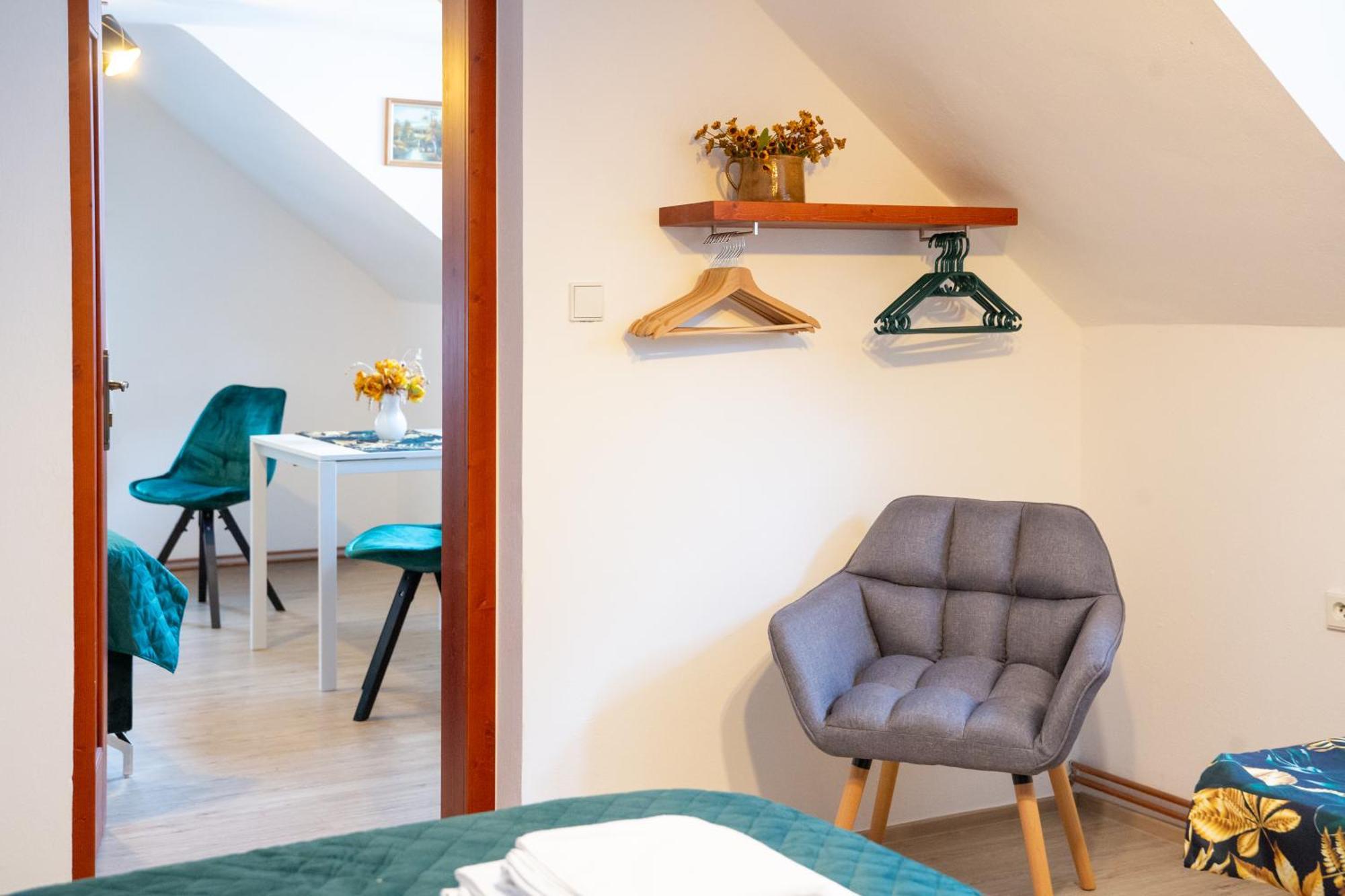 Rezidence Plesivec - Rodinny Apartman S 3 Loznicemi Český Krumlov Esterno foto