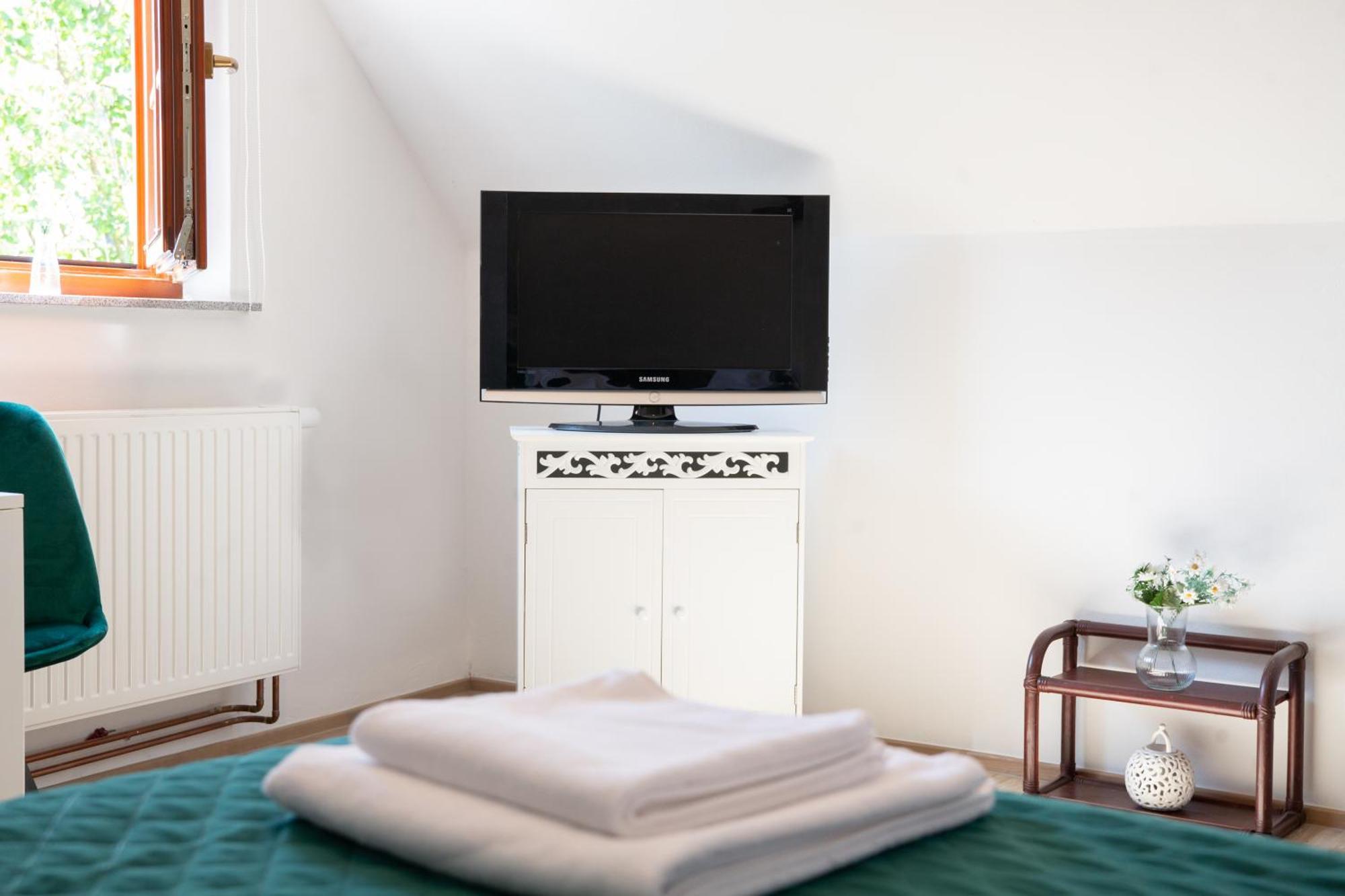 Rezidence Plesivec - Rodinny Apartman S 3 Loznicemi Český Krumlov Esterno foto
