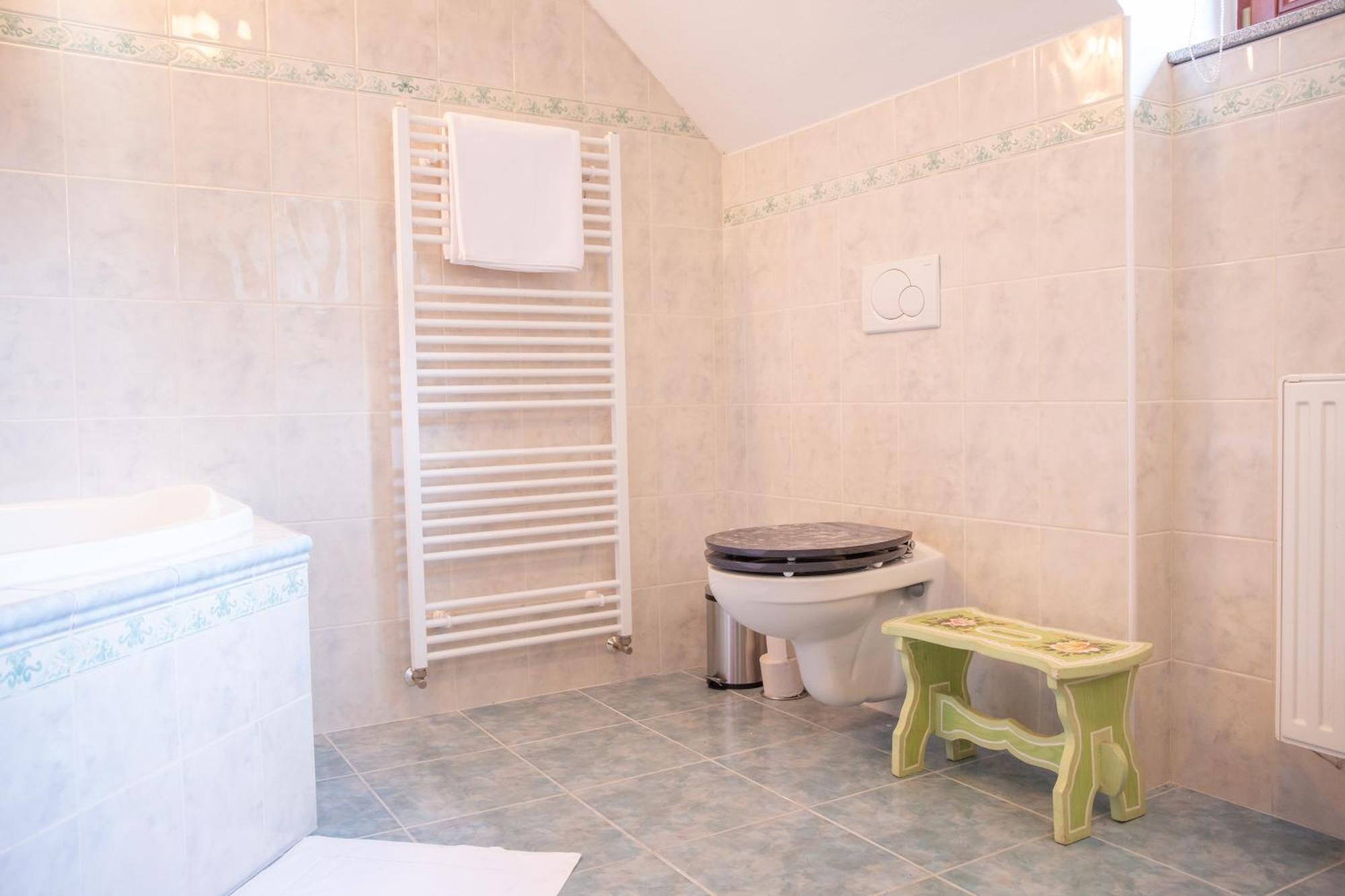 Rezidence Plesivec - Rodinny Apartman S 3 Loznicemi Český Krumlov Esterno foto